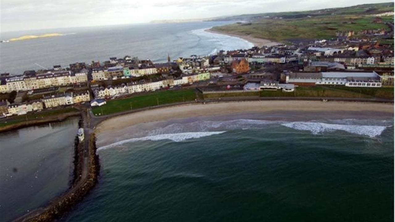 5 Dunluce Park - Portrush By The Sea Exterior foto