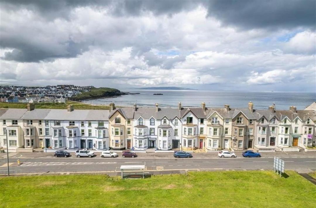5 Dunluce Park - Portrush By The Sea Exterior foto