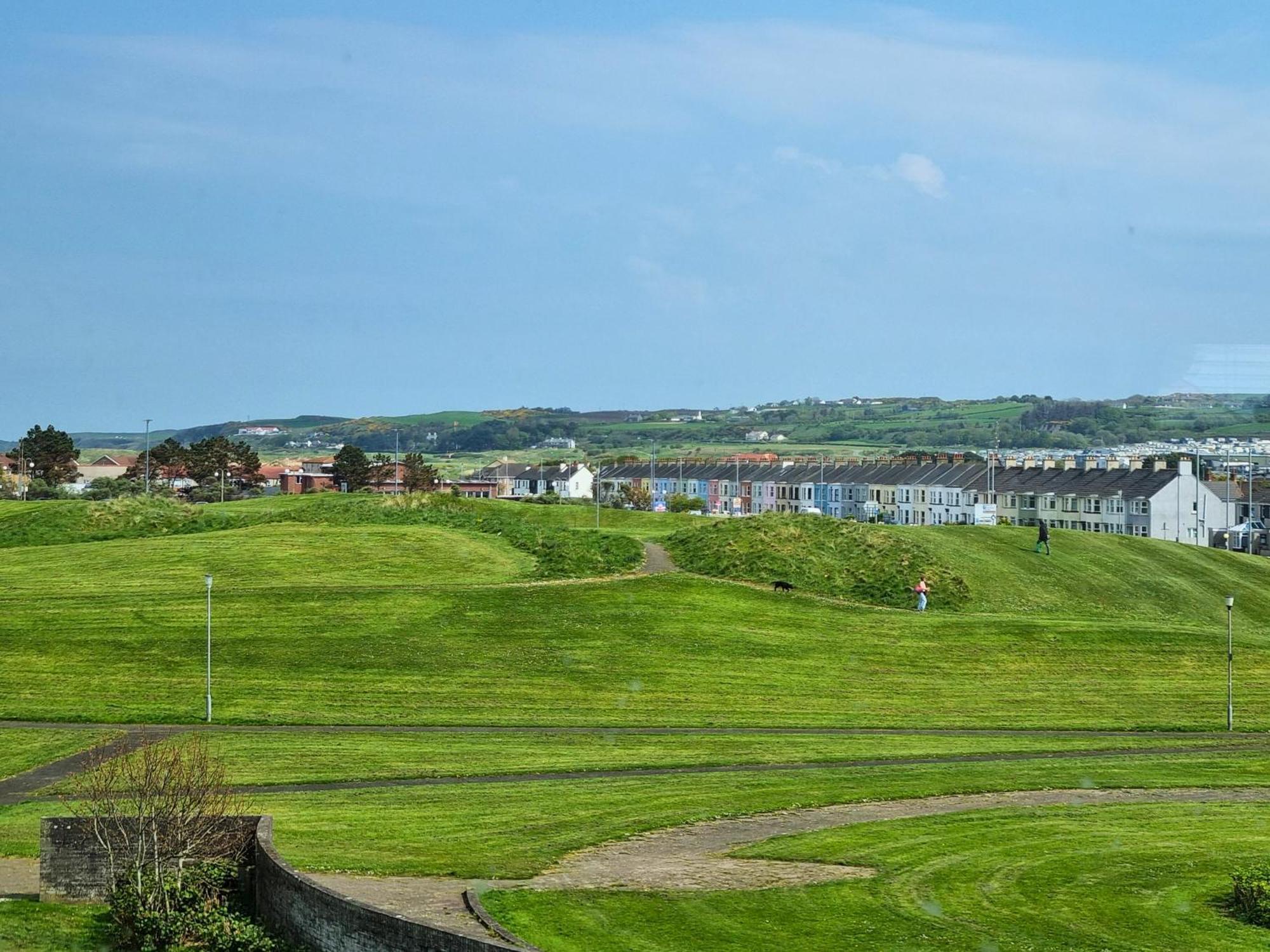 5 Dunluce Park - Portrush By The Sea Exterior foto