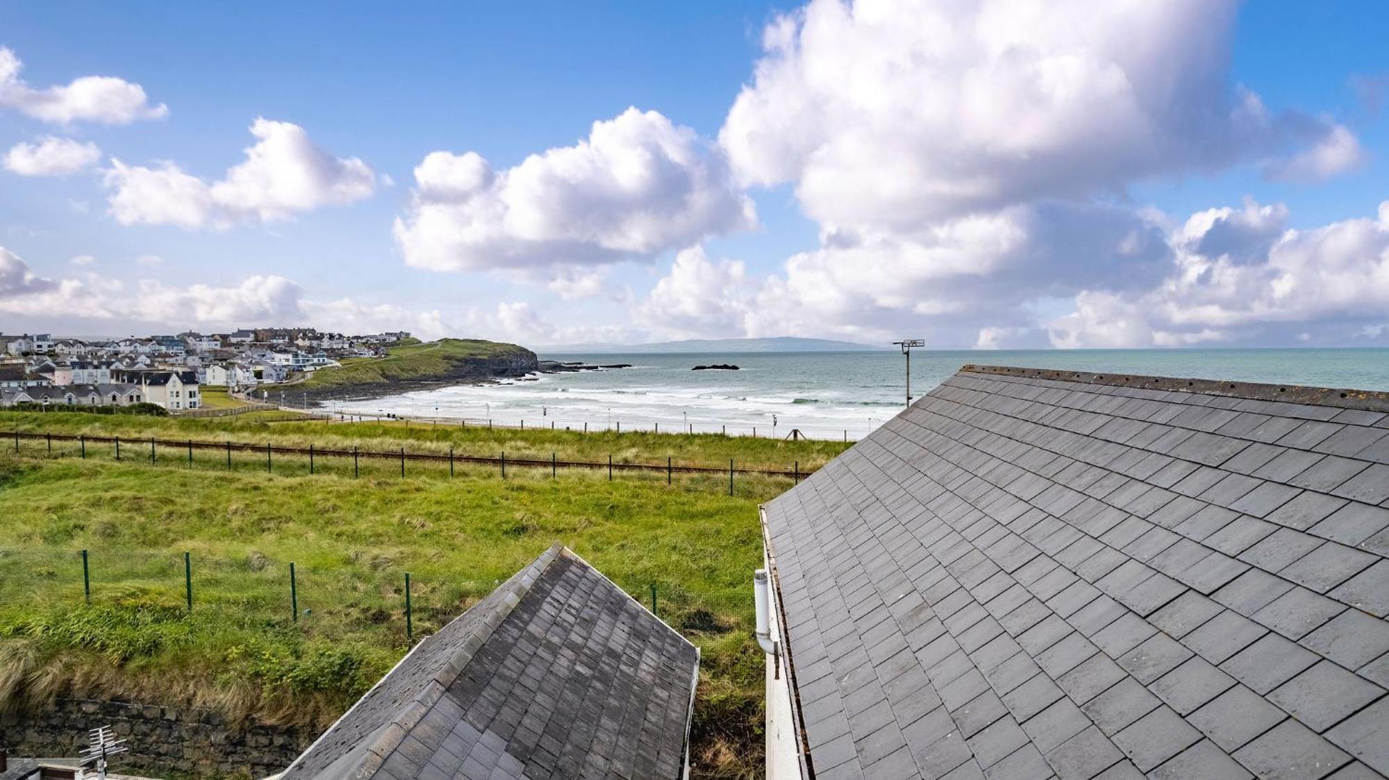 5 Dunluce Park - Portrush By The Sea Exterior foto
