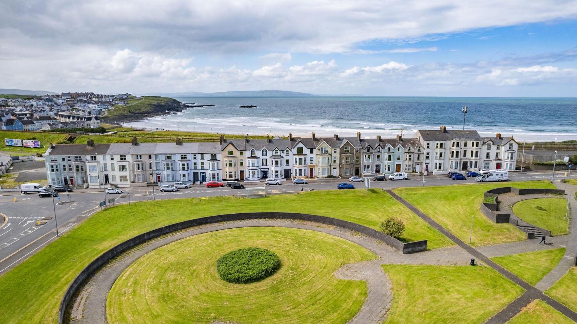 5 Dunluce Park - Portrush By The Sea Exterior foto